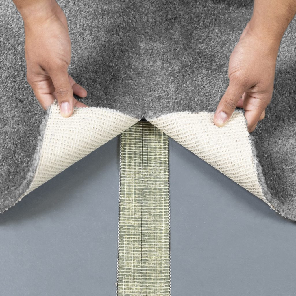 DOUBLESIDED CARPET TAPE Roberts Consolidated