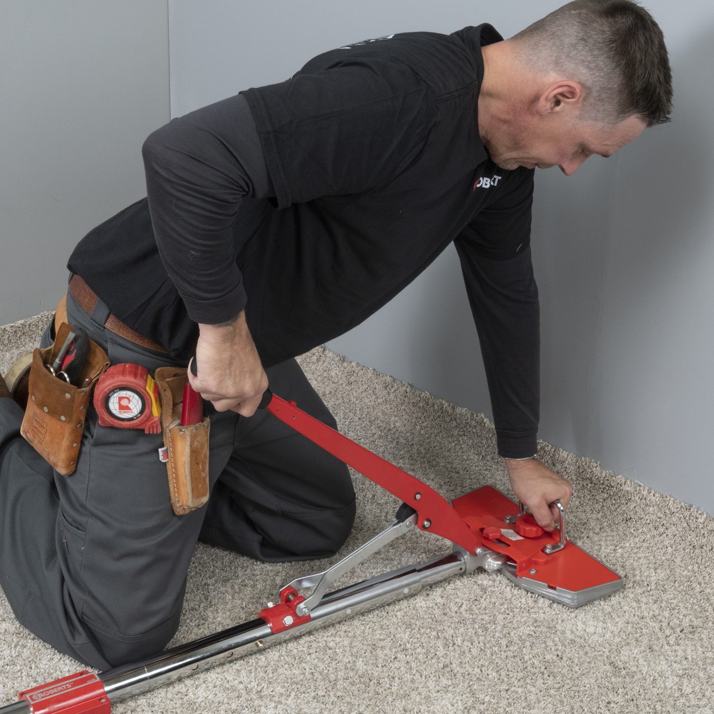 Carpet Power Stretcher Demonstration 