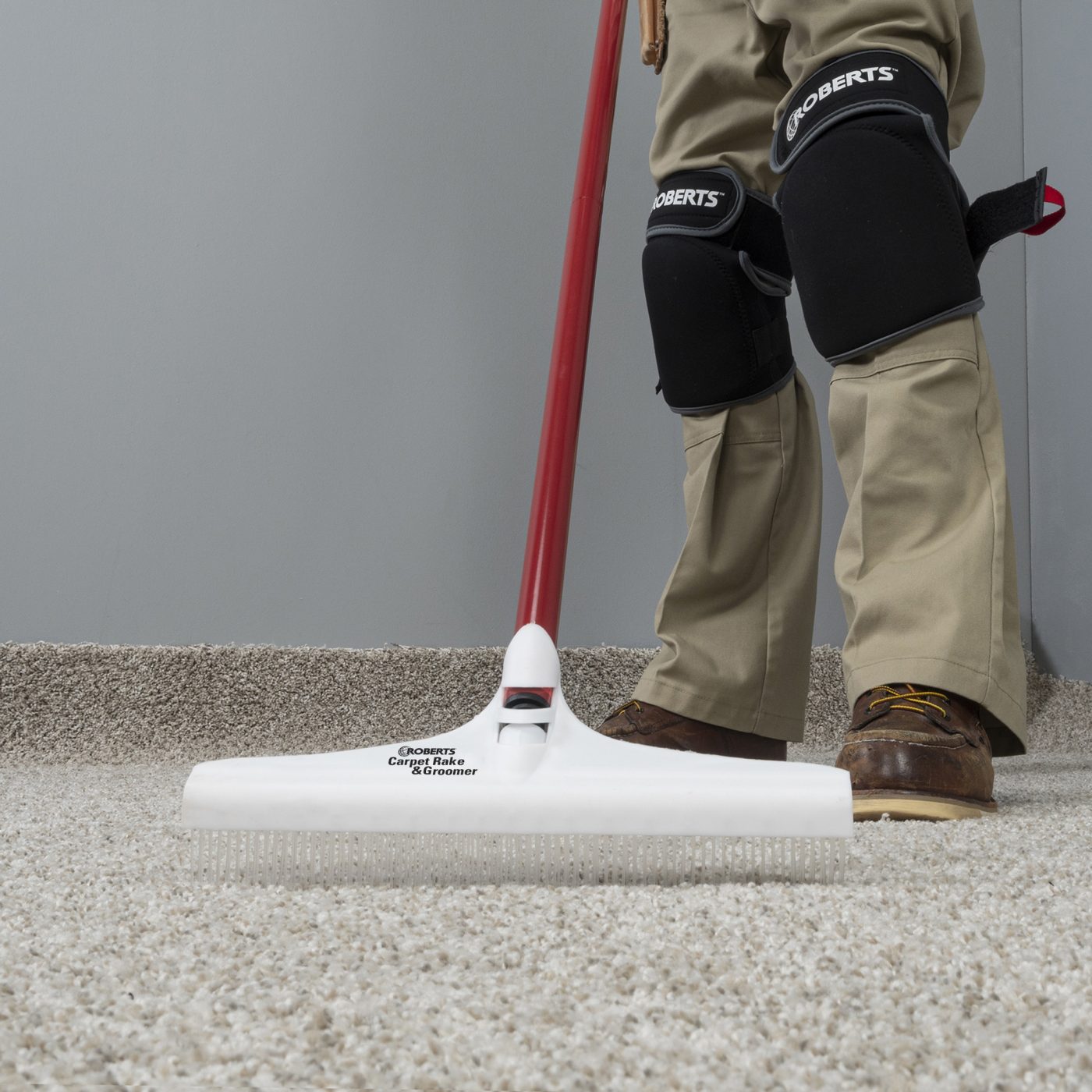 CARPET RAKE & GROOMER