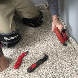 CONVENTIONAL CARPET TRIMMER